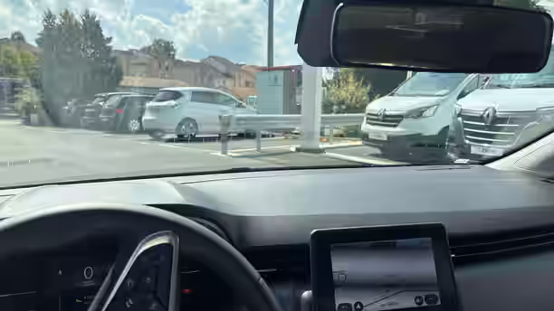 RENAULT CLIO V 9 / 23