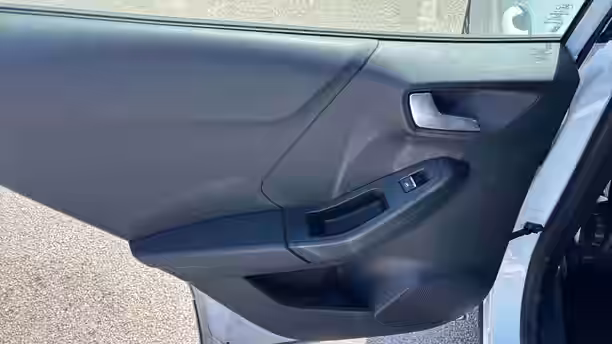 FORD PUMA 23 / 38
