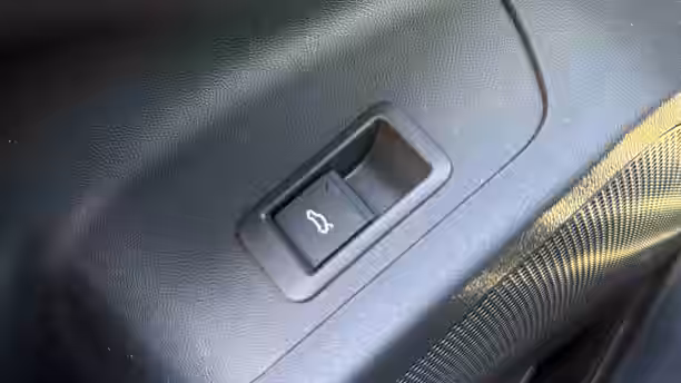 AUDI Q6 E-TRON 34 / 34