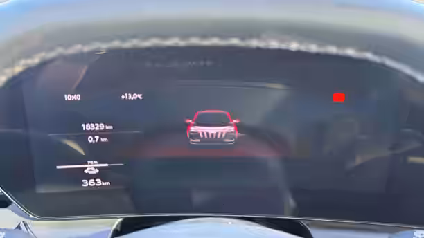 AUDI Q6 E-TRON 10 / 34