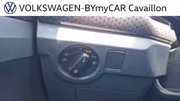 VOLKSWAGEN T-CROSS 32 / 35