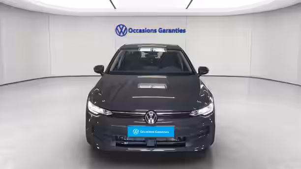 VOLKSWAGEN GOLF 8 / 18