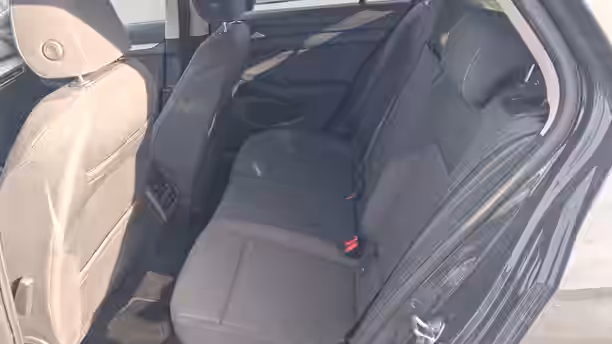 VOLKSWAGEN GOLF 12 / 18