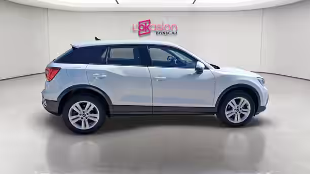AUDI Q2 6 / 42