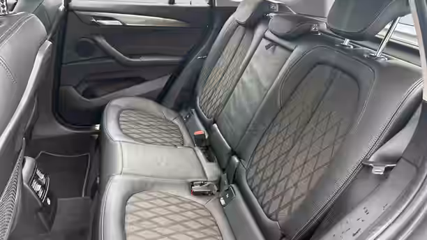 BMW X1 F48 12 / 22
