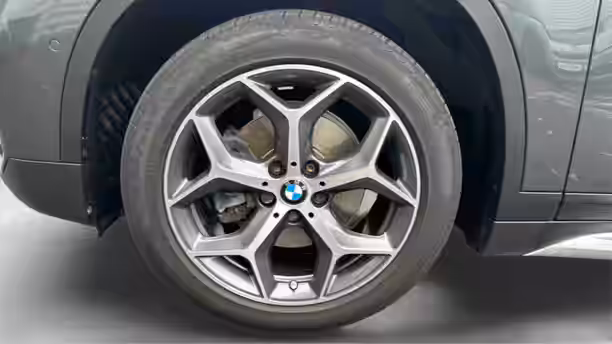 BMW X1 F48 14 / 22