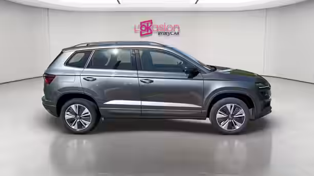 SKODA KAROQ 6 / 38