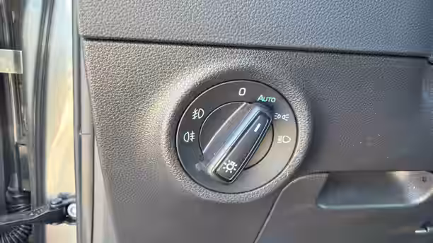 SKODA KAROQ 31 / 38