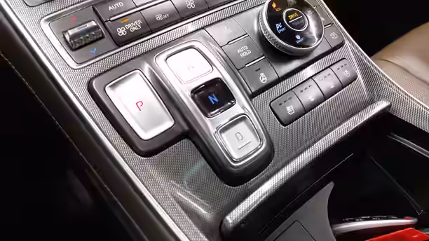 HYUNDAI SANTA FE 22 / 34