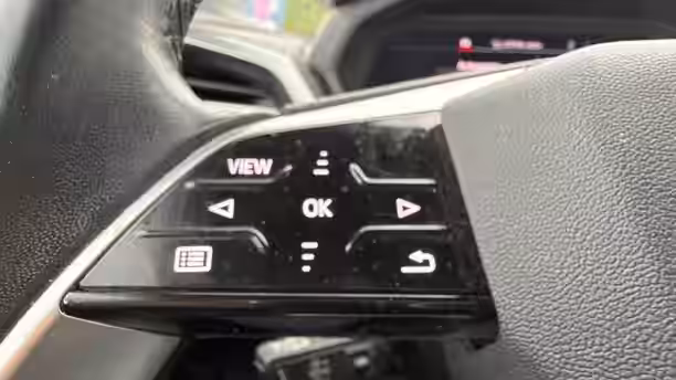 AUDI Q4 E-TRON 30 / 35