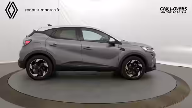 RENAULT CAPTUR 21 / 33