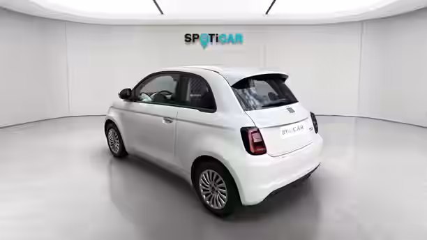 FIAT 500e BERLINE 3 / 17