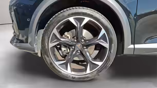 CUPRA FORMENTOR 16 / 33
