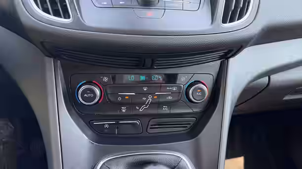 FORD C-MAX 21 / 44