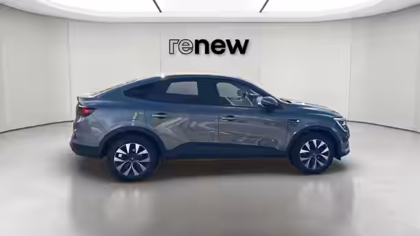 RENAULT ARKANA 6 / 23