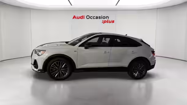 AUDI Q3 SPORTBACK 2 / 25