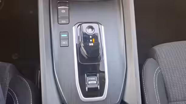 NISSAN QASHQAI 19 / 21