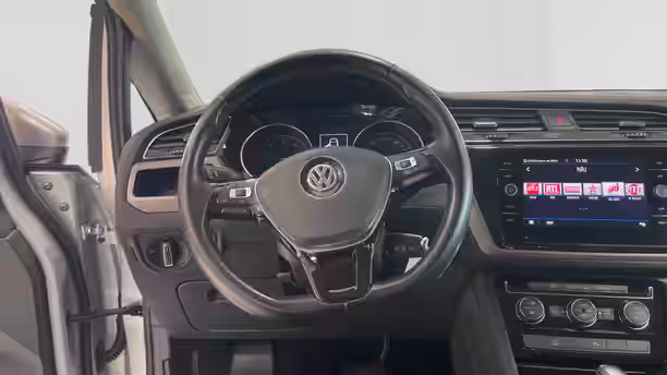 VOLKSWAGEN TOURAN 10 / 21