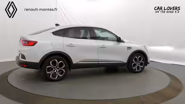 RENAULT ARKANA 20 / 33
