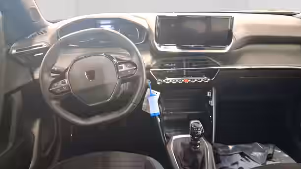PEUGEOT 2008 9 / 31