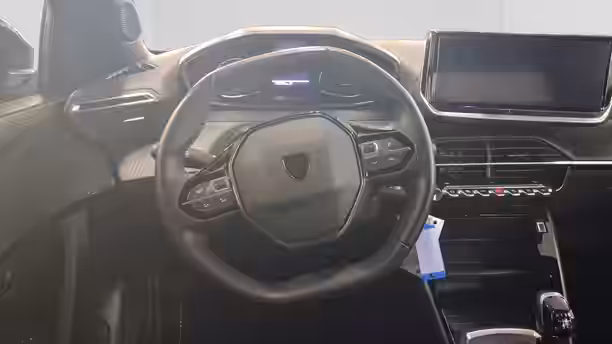 PEUGEOT 2008 10 / 31