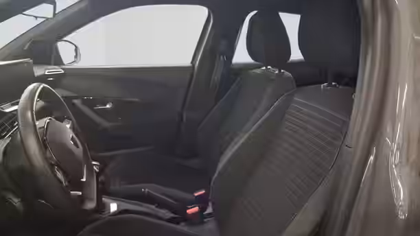 PEUGEOT 2008 11 / 31
