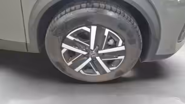 PEUGEOT 2008 17 / 31