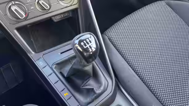 VOLKSWAGEN POLO 23 / 23