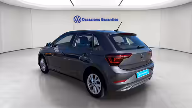 VOLKSWAGEN POLO 3 / 30