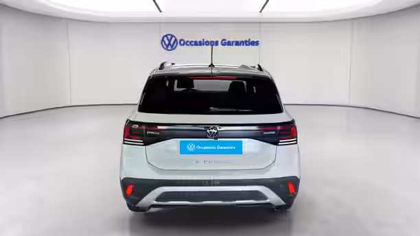 VOLKSWAGEN T-CROSS 4 / 17
