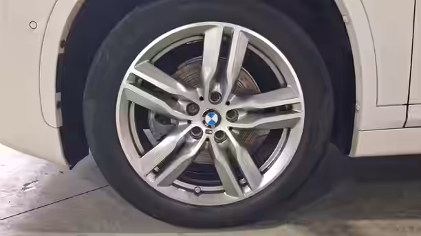 BMW X1 F48 14 / 25