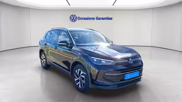VOLKSWAGEN TIGUAN 7 / 25