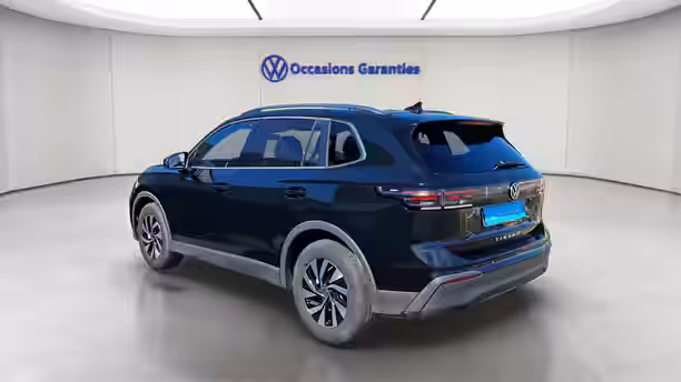 VOLKSWAGEN TIGUAN 3 / 25