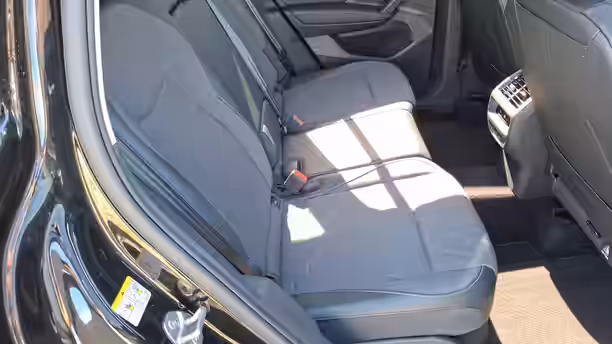 VOLKSWAGEN TIGUAN 21 / 25