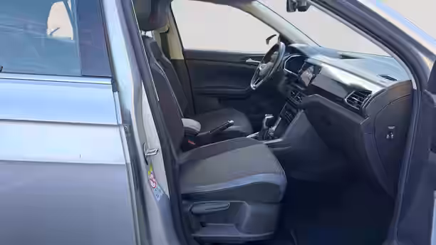 VOLKSWAGEN T-CROSS 20 / 28