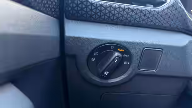 VOLKSWAGEN T-CROSS 26 / 28