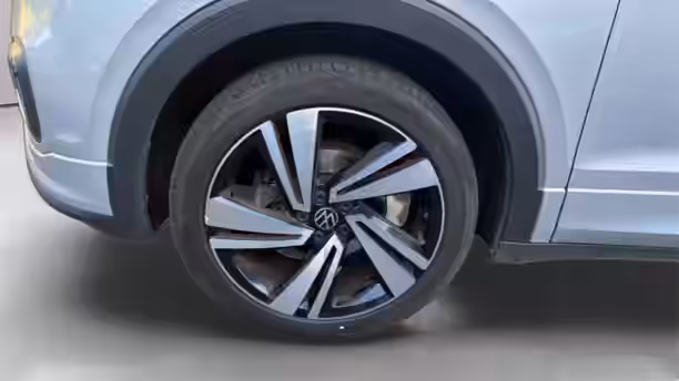 VOLKSWAGEN T-CROSS 16 / 28