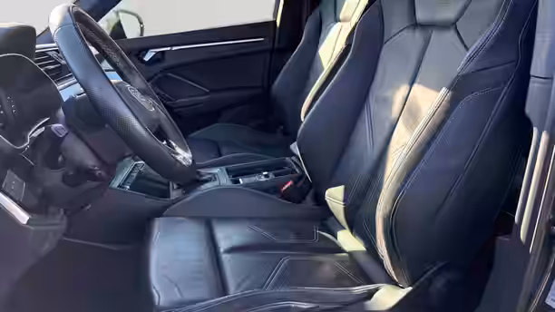 AUDI Q3 11 / 28