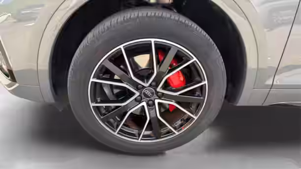 AUDI Q5 SPORTBACK 16 / 32
