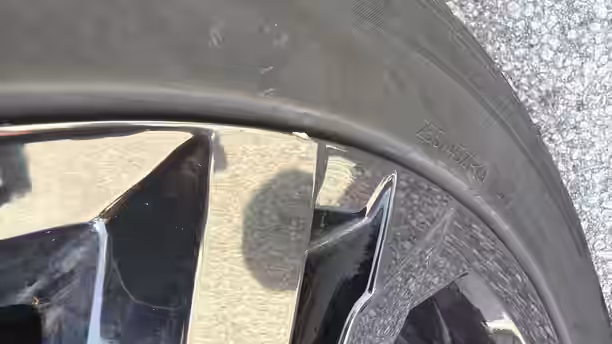 VOLKSWAGEN TIGUAN 41 / 44