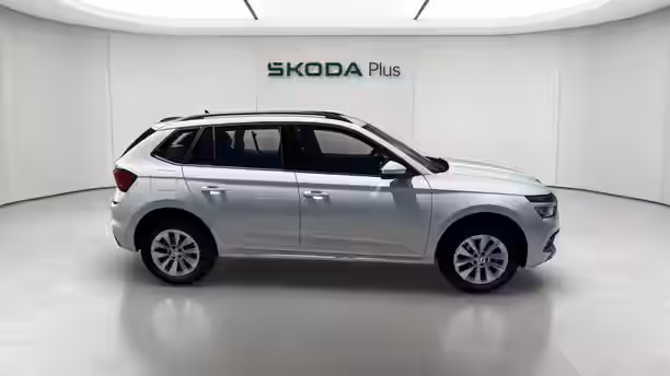 SKODA KAMIQ 6 / 19