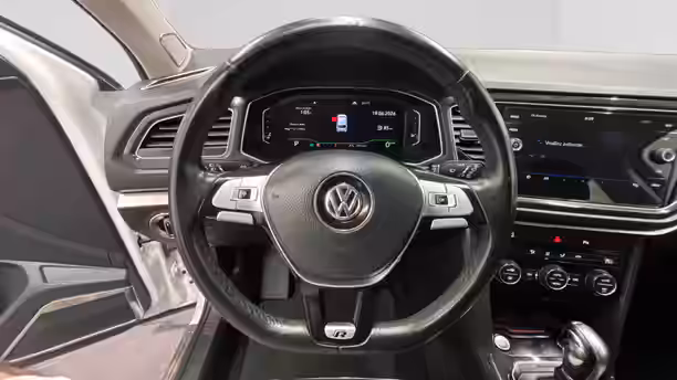 VOLKSWAGEN T-ROC 10 / 30