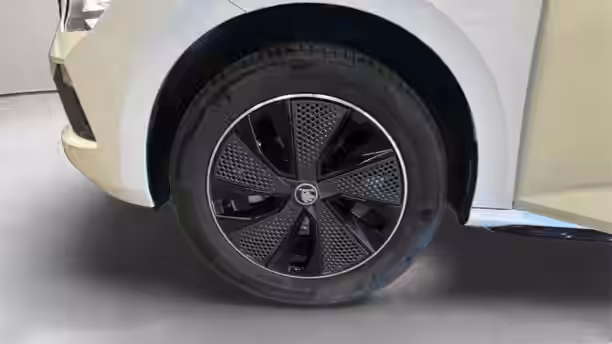 SKODA KAMIQ 13 / 18
