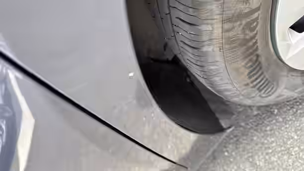VOLKSWAGEN POLO 28 / 29