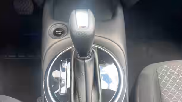 NISSAN JUKE 18 / 19