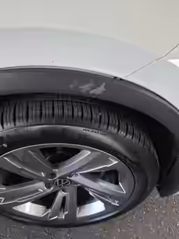 VOLKSWAGEN TIGUAN 28 / 29