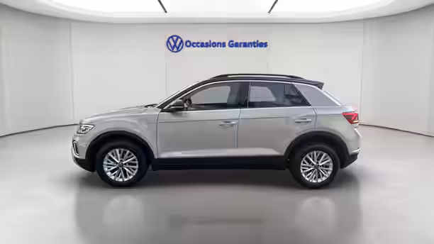 VOLKSWAGEN T-ROC 2 / 33