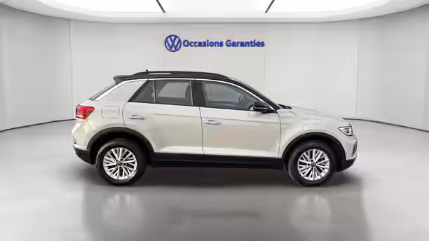 VOLKSWAGEN T-ROC 6 / 33