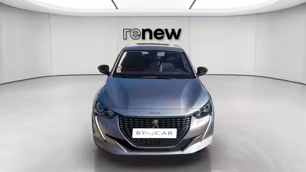 PEUGEOT 208 8 / 25