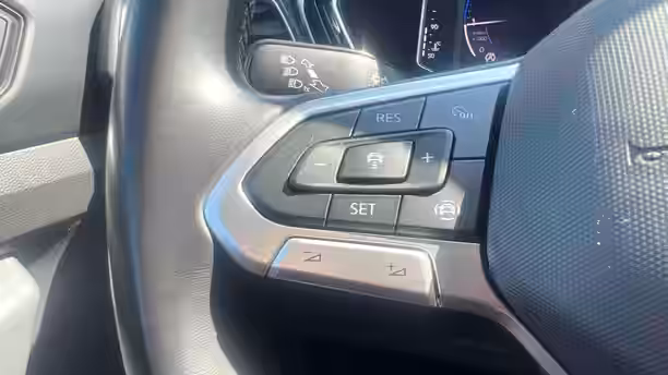 VOLKSWAGEN T-CROSS 22 / 37